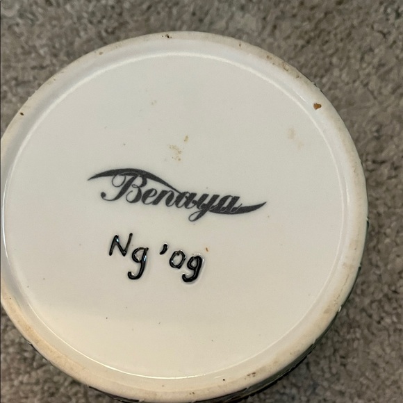 Floral Ceramic Trinket Box - Picture 2 of 7